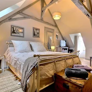 Bed & Breakfast La Gentilhommiere, La Bazouges-du-Desert