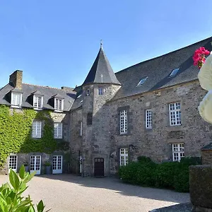 Bed and breakfast Chateau De La Motte Beaumanoir, Pleugueneuc